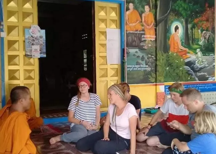 Happy Siemreap - Local Vibe