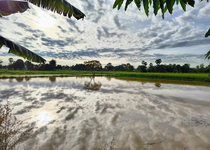 Happy Siemreap - Local Vibe * Phumi Puok Chas